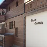 Haus Gertrud 公寓