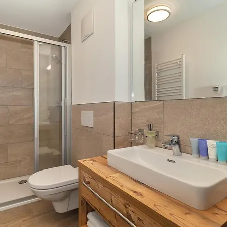 شقة Haus Gertrud سانكت أنتون ام ارلبرغ