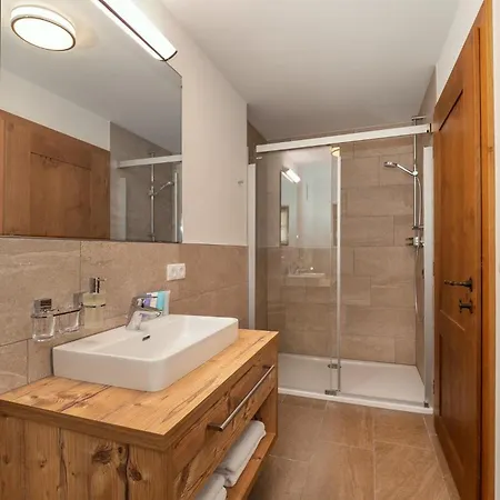 شقة Haus Gertrud سانكت أنتون ام ارلبرغ